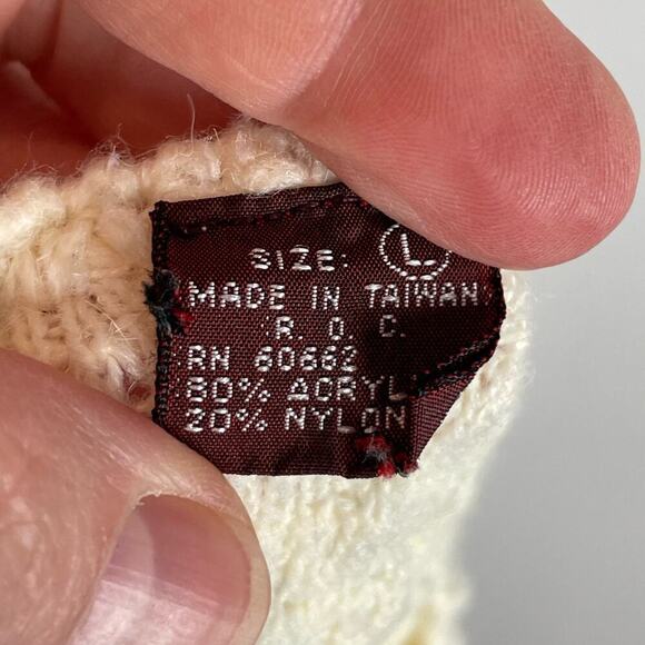 Vintage Pigalle cream knubby long sleeve feminine sweater - Picture 7 of 8